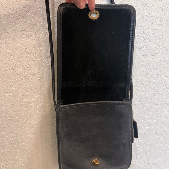 Vintage Coach Companion Flap Crossbody Purse - Picture 3 of 12